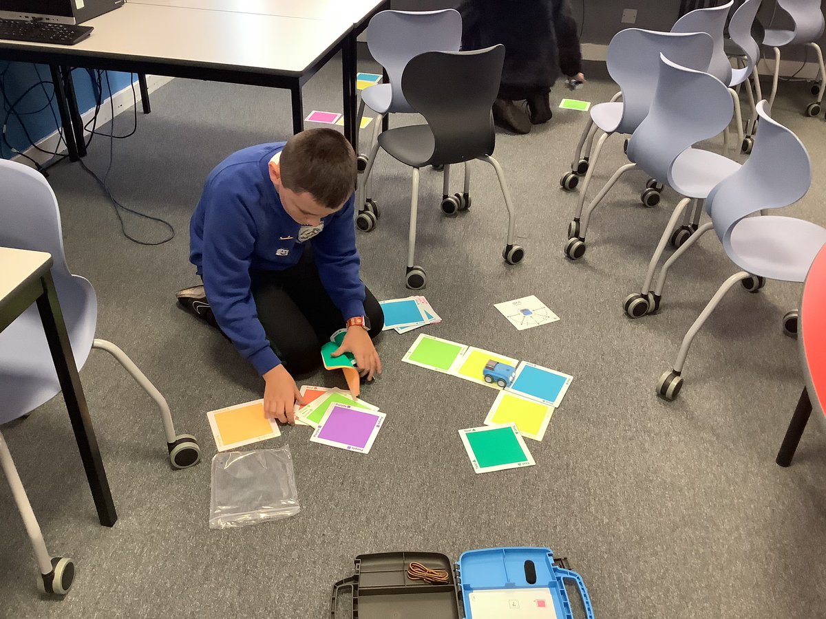 Bantdigileaders's tweet photo. We were very lucky to get to try @sphero Indis during our meeting this week. They are on loan from @RAiSE_falkirk. They were great fun and we can’t wait to get them back for a longer shot next time! @FalkirkSTEM #FalkirkSTEMpire https://t.co/IVNPsrQkk8