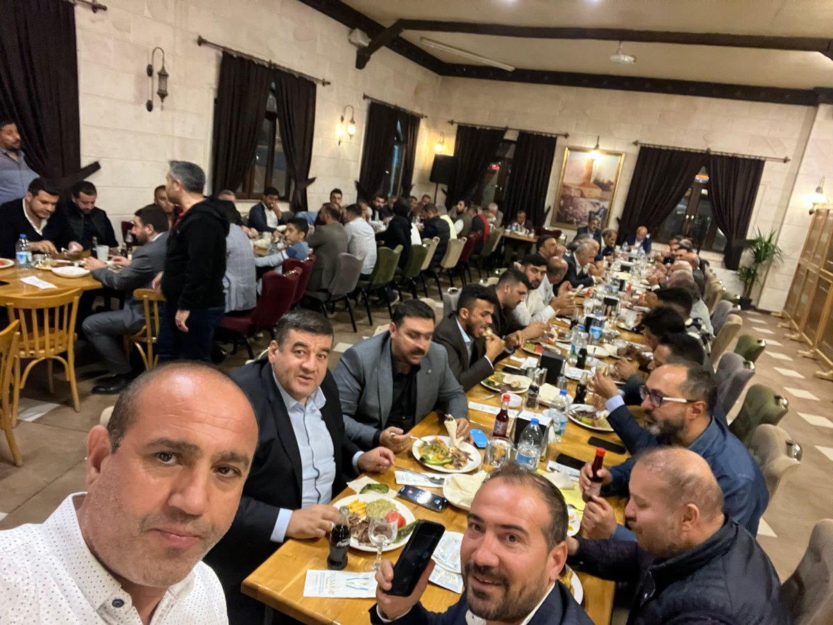 Ticaret Sanayi Odası Akaryakıt Meslek Grubundan Katıldığımız Seçimde Tekrar Güven Tazelemiş Bulunmaktayız Bu Süreçte Birlikde Yol Yürüdügüm Arkadaşlarıma Bizden Desteklerini Esirgemeyen Meslektaşlarımıza Dost Arkadaş ve Akrabalarıma En Kalbi Duygularımla Teşekkür Ediyorum.