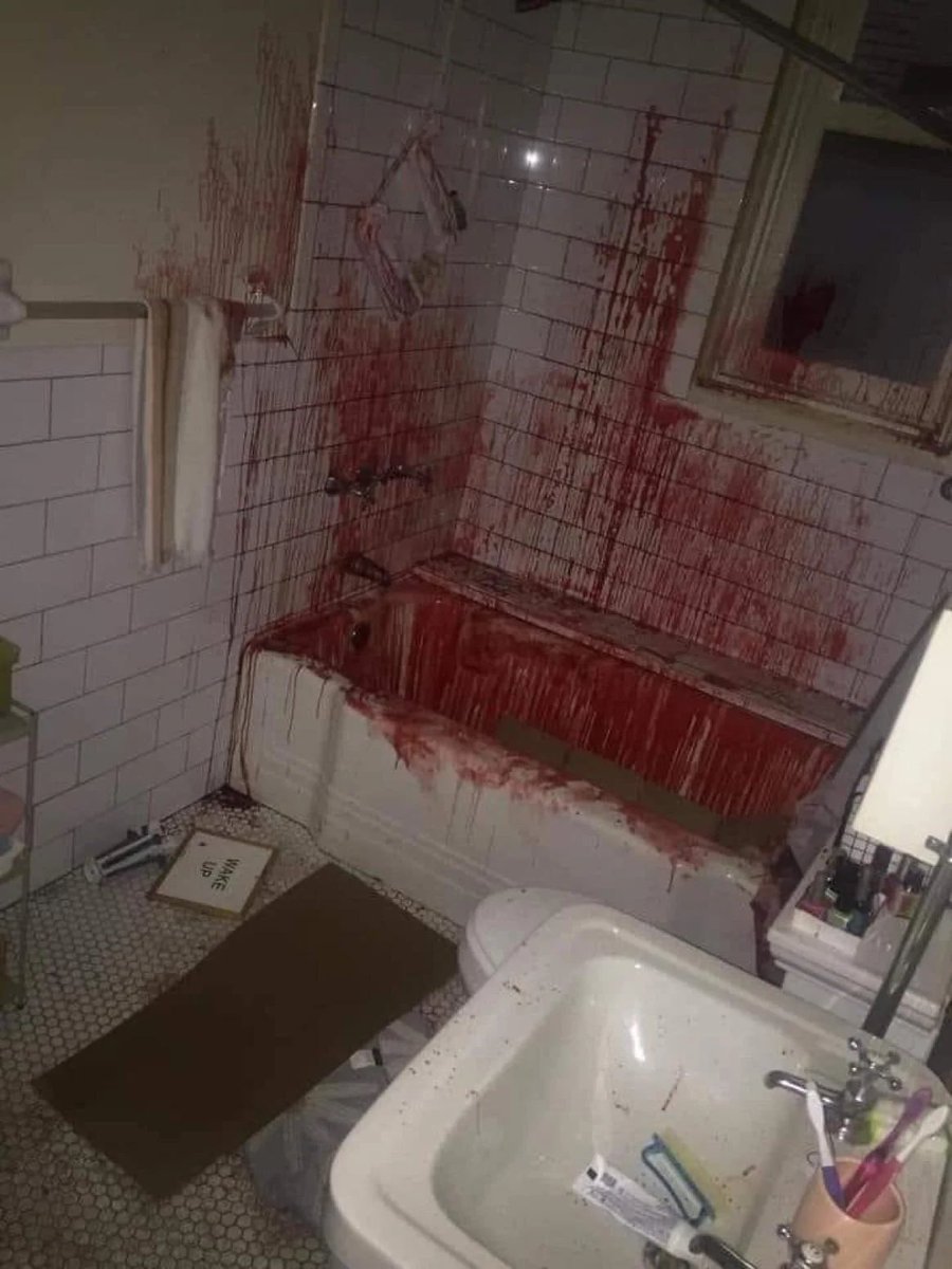 ScreamStatus's tweet image. Scream 6 is gonna be brutal af

#Scream #ScreamMovie #Scream6 #ScreamVI #Ghostface