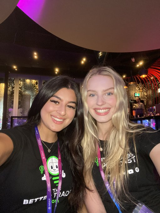 cryptorunes__'s tweet photo. So excited to be in Toronto for The Blockchain Futurist Conference with The 
#bettertraders_
 Podcast. Come say hi ☺️ https://t.co/xk6TRLw88Q
