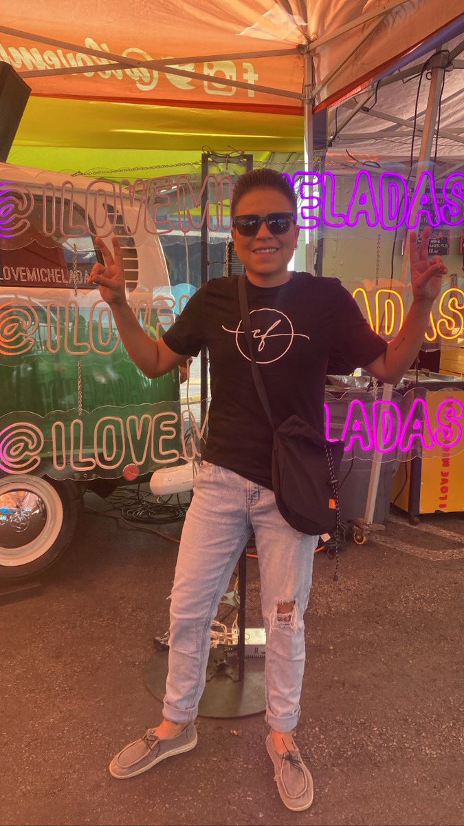 cryptoflirtVIP's tweet image. Rocking  my @cryptoflirtVIP MERCH!  @esme_NFT_queen