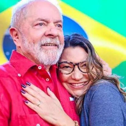 updatecultura's tweet photo. 🚨 TCHAU MICHEQUE! Janja é agora a primeira-dama do Brasil. #Eleições2022 https://t.co/XVywwIpC4D