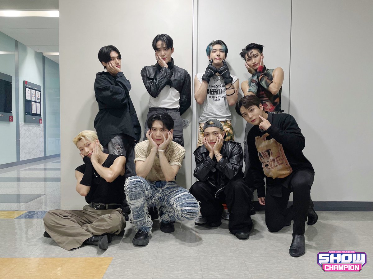 yuisan710's tweet photo. Day8
I vote for #ateez for World Wide Fans Choice 
#MAMAVOTE @ATEEZofficial https://t.co/yhCCCOj4GL