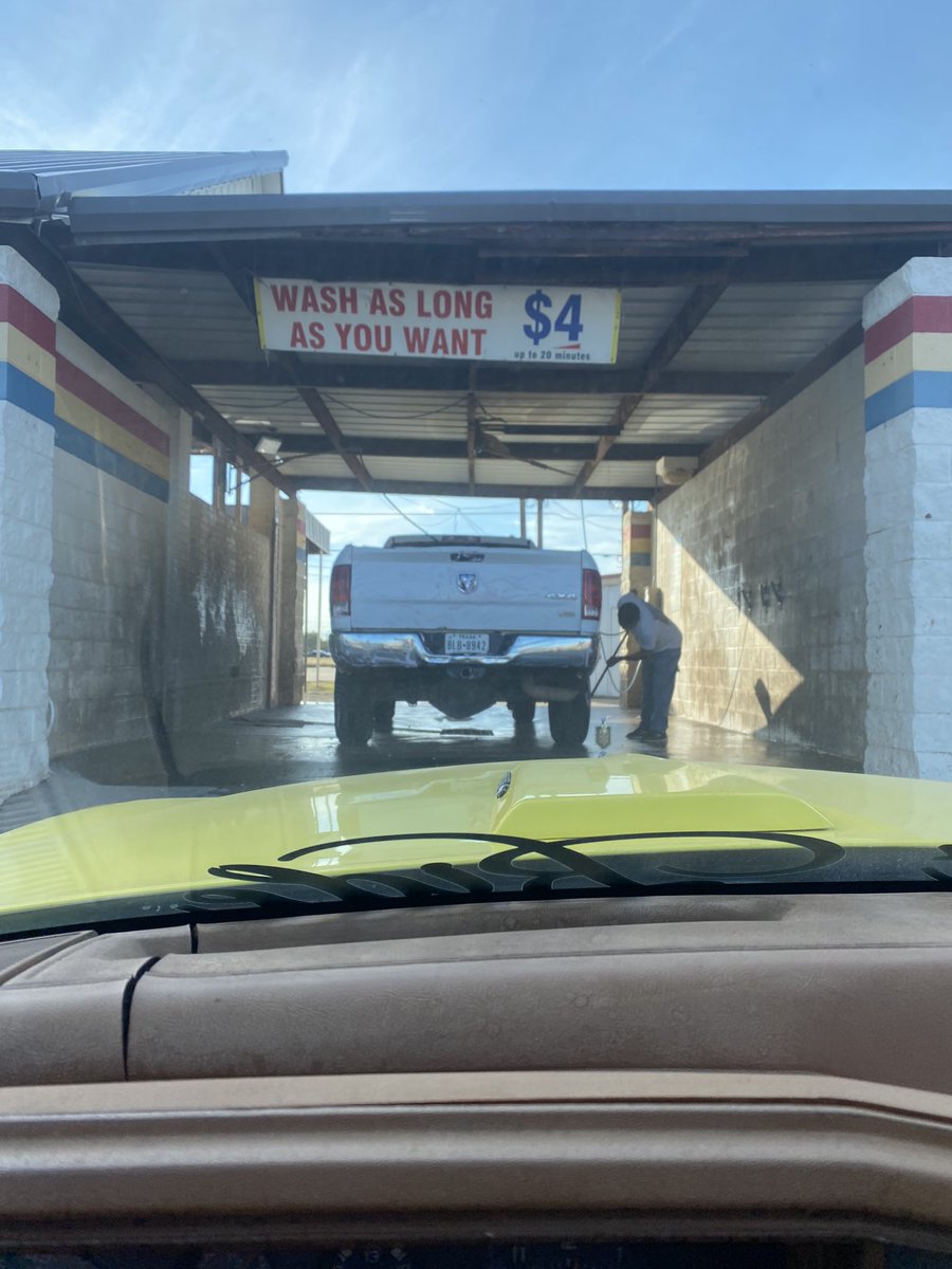 MrMonteCarlo's tweet photo. Time for a little bubble bath and cruise to get ready for out Trunk or Treat tomorrow. https://t.co/Q4d90SgkAw