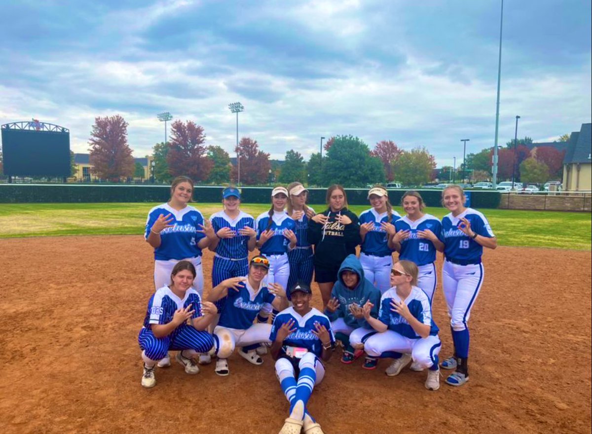 Had an amazing time at <a href="/TulsaSoftball/">Tulsa Softball</a> with my team today! Thank you <a href="/Strimp25/">Crissy Strimple</a> <a href="/madisue1018/">Madi Sue Simpson (Montgomery)</a> <a href="/HayleyBusby54/">Hayley Busby</a> for the great camp and instruction! Thank you <a href="/ClairaSkaggs/">Claira Skaggs</a> for showing us around and being a great coach! <a href="/OKExclusiveSB/">OK Exclusive Softball</a>
