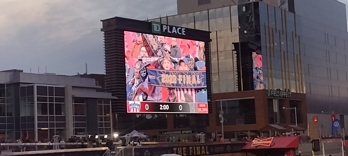 pabs613's tweet image. Almost go time at TD Place for @CPLsoccer Final. Lots of @atletiOttawa fans. Place will be packed shortly. 🔴⚪🔵

Not much of a turn out by @ForgeFCHamilton #CanPLFinal @onesoccer @TSN1200