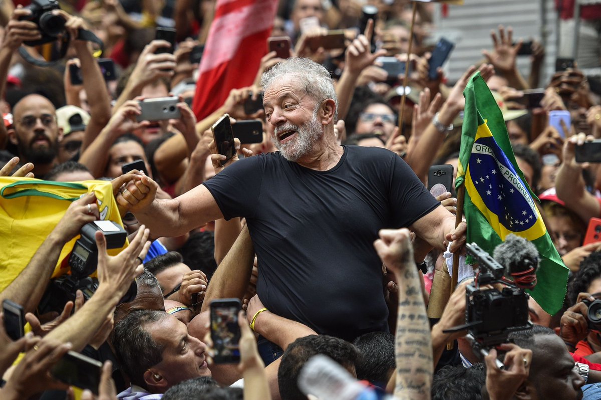 PopCrave's tweet photo. Lula becomes the first Brazilian President to win the popular vote in three separate elections. 🇧🇷 https://t.co/27RPpd57cu