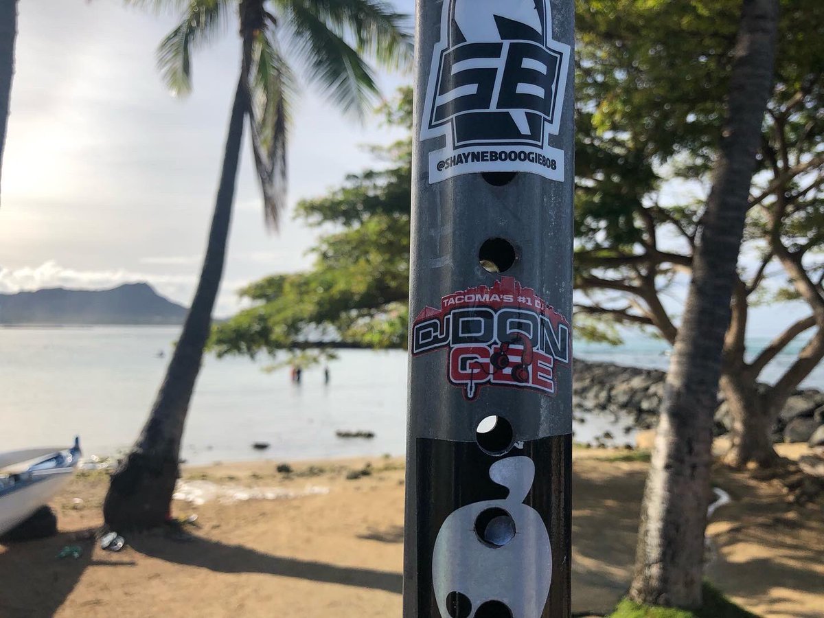djdongee253's tweet photo. #StickerHunt i’ll DJ a free party if you find my sticker in Honolulu Hawaii https://t.co/wWeCnIPN73