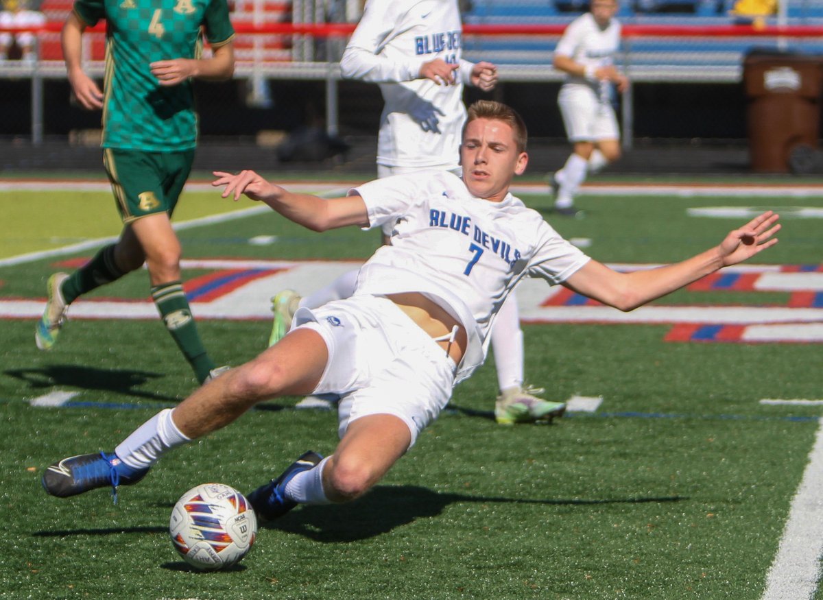 SOSAOhio's tweet photo. Take a look at 📸 (via @campbelljenny14) from @GalliaAthletics and @ACSD_Athletics' matchup in a Division II district final on Saturday.

FULL GALLERY: https://t.co/kxfyO01LMd https://t.co/0E1kr7RXOh