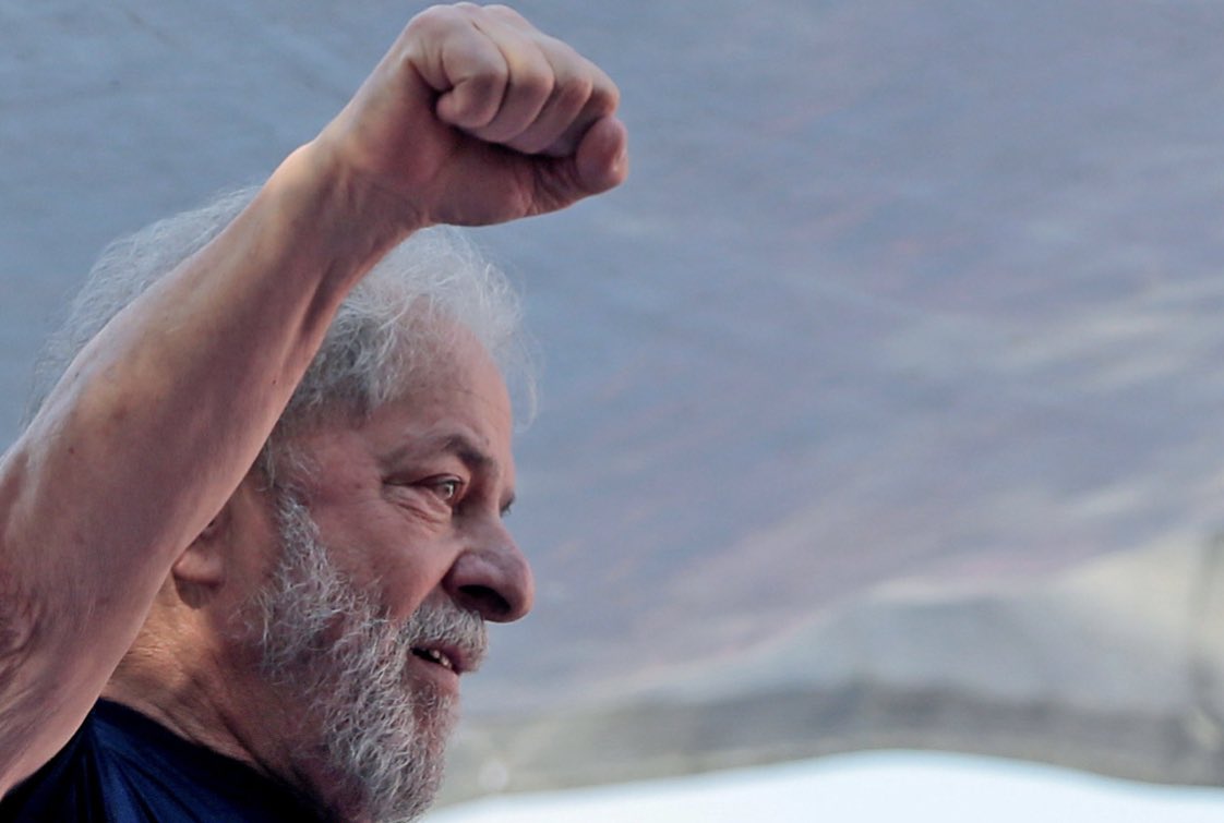 avtorresp's tweet photo. Magnifica noticia para la justicia social, para la clase trabajadora, para la igualdad y la defensa de los verdaderos valores de la democracia,  y la libertad, la victoria de  @LulaOficial . Estará con toda la población de su país. Importantísimo para el orden internacional. https://t.co/WuHLEGtpi9