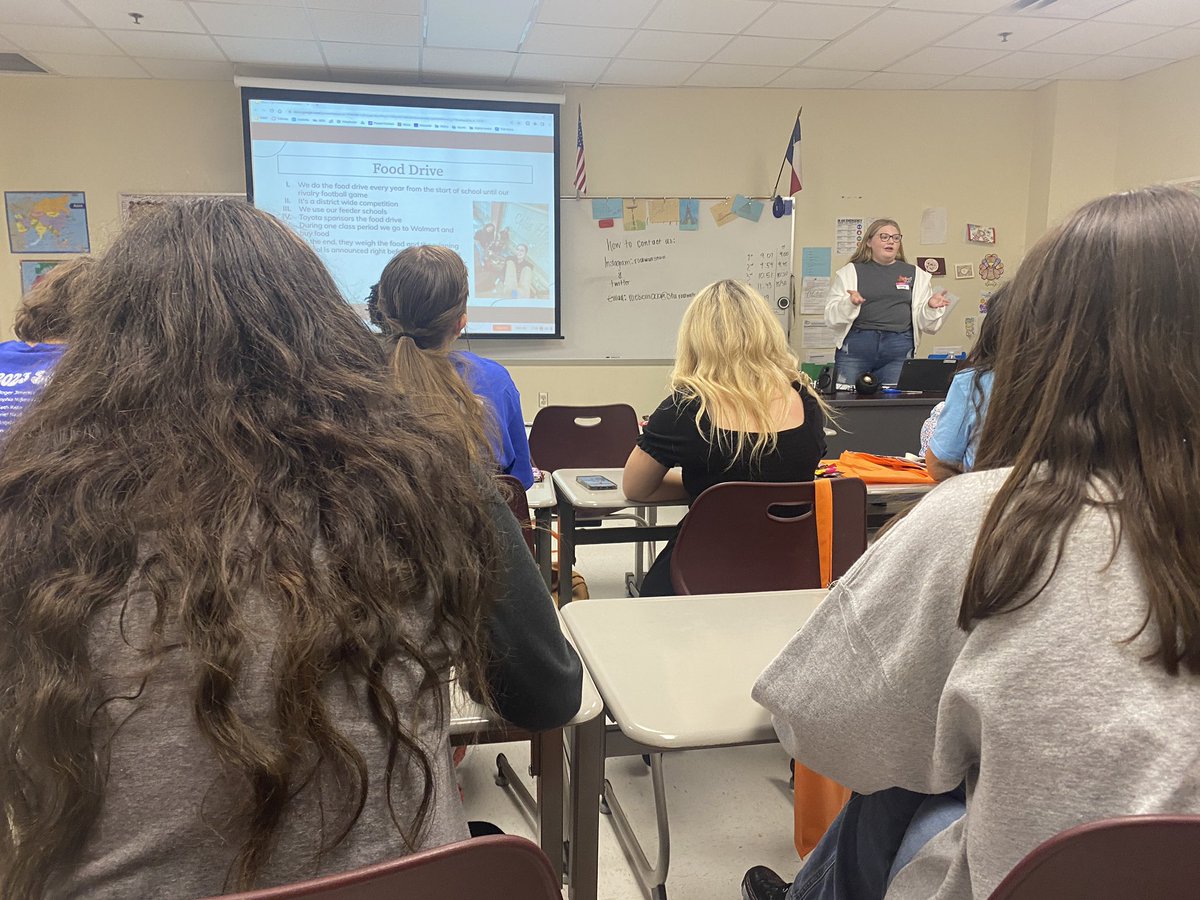 RockwallStuco's tweet photo. Recording secretary Emily Nielsen presented breakout sessions this weekend at the @district3tasc Fall Conference. She shared with other North Texas Student Councils about our 9/11 display and food drive. #JFND #tascd3 #stucostory https://t.co/AS1ffAfPva