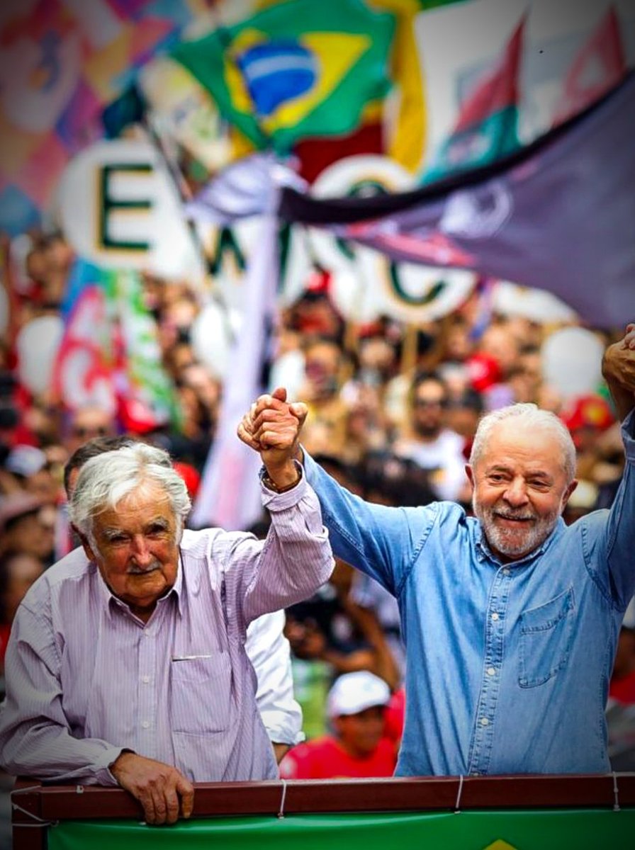 <a href="/LulaOficial/">Lula</a> ✊🇧🇷♥️

 • Gracias

<a href="/PalabrasdePepe/">Pepe Mujica - Palabras y sentires</a>