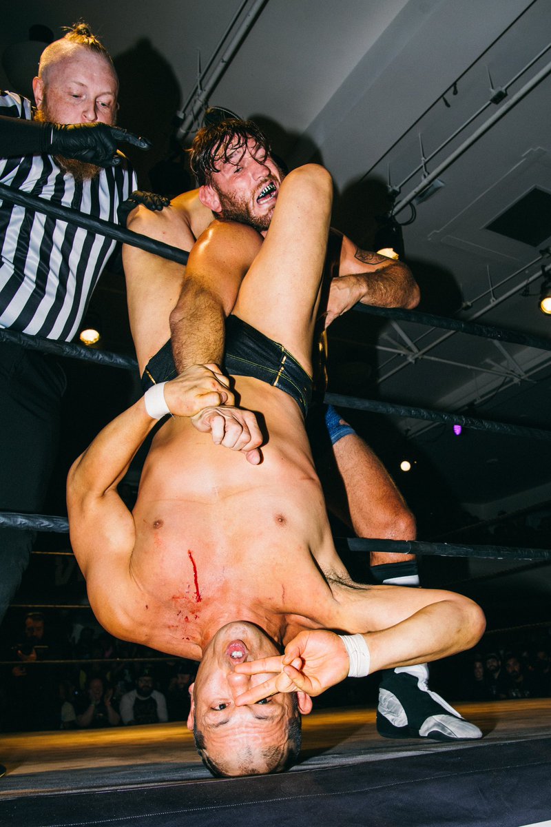1800WestSmith's tweet photo. KINGDOM COME.

@suzuki_D_minoru VS @FilthyTomLawlor last night at @defyNW in Seattle, WA. https://t.co/RDekBJerZR