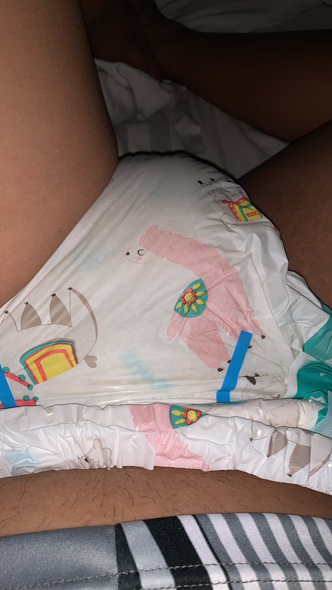 BB_2290's tweet photo. Woke up like this ๐คซ๐คซ๐คซ #soggydiaper #Halloweendiaper #needschanging https://t.co/y87vA5h1IK