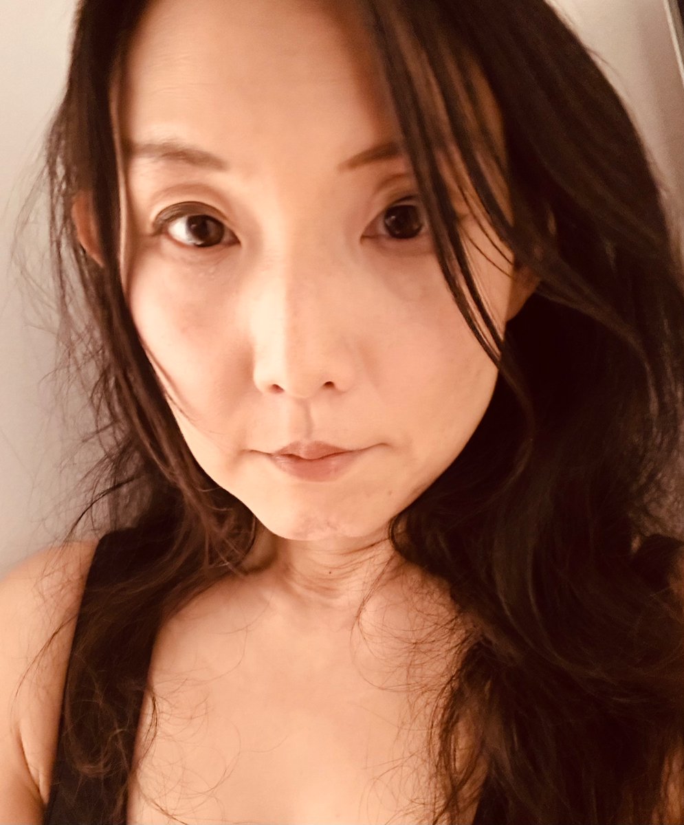 Mugiko_mm's tweet photo. #アラフィフ #japonesa #selfie #remains #終活 #signoragiapponese #aroundfifty #almostfifty #forties #relaxtime #sleepy #sueño #afterwork #evening https://t.co/YqztCXkd71