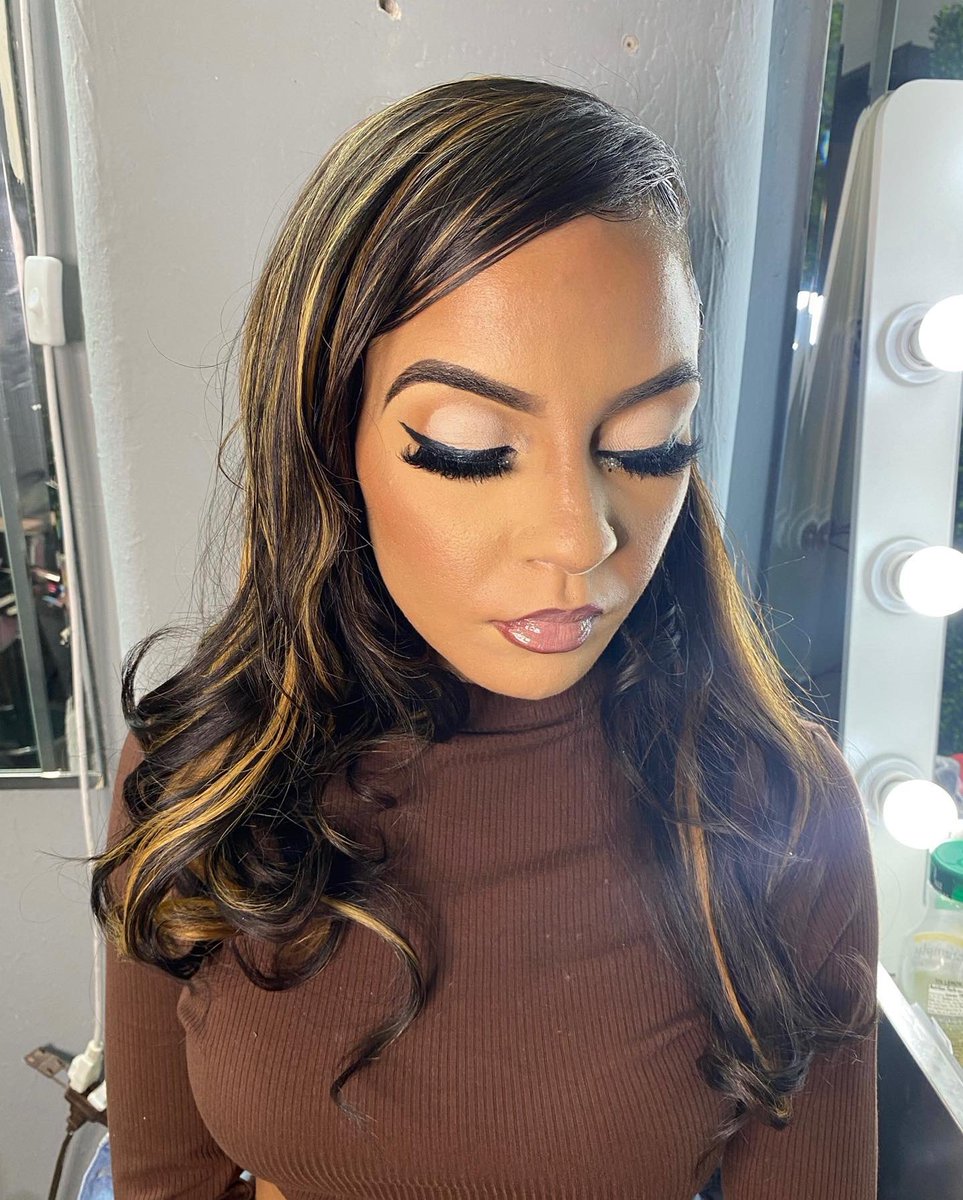 KendallCoates_'s tweet photo. Follow my Instagram and book your appointment 💕

https://t.co/IfVK2eoISv

https://t.co/xxHDmTVhC7

#atlmua #atlantamakeupartist #makeupforblackwomen https://t.co/IJXaDIlzsk