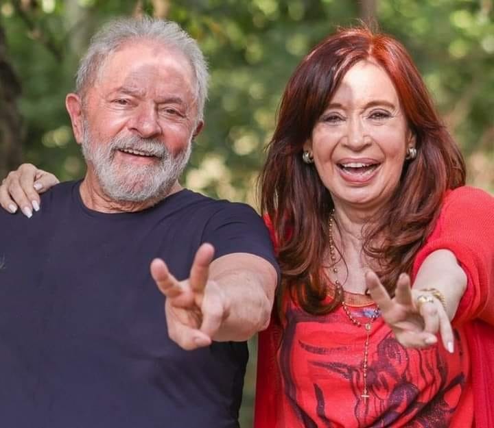En las redes dicen: Ahora, Ella.