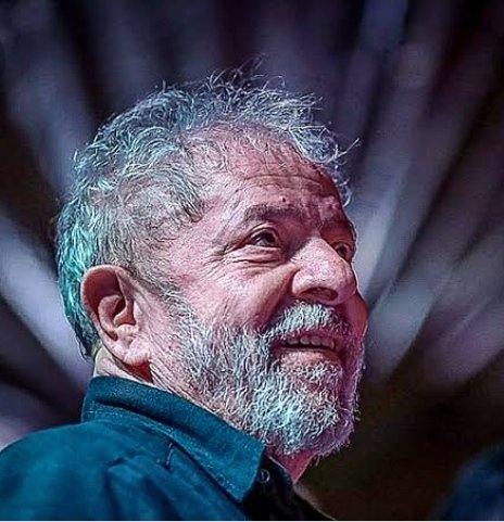 CMangoOficial's tweet photo. #ELEICOES2022 
O petista @LulaOficial voltou a chegar o poder no Brasil e terá como principais desafios da sua governação melhoria da economia, educação, saúde e segurança pública. https://t.co/N3YIDbwN52