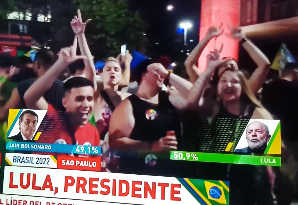 <a href="/DiazCanelB/">Miguel Díaz-Canel Bermúdez</a> Una imagen vale más que mil palabras!. 
#LulaPresidente1️⃣3️⃣ 
#LulaPresidente2022 
#LulaNo1ºTurno