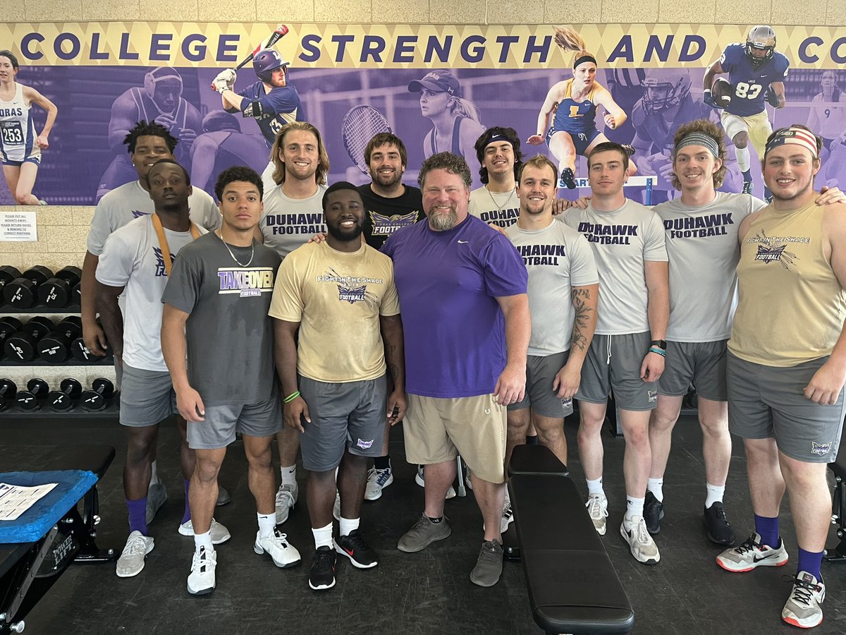 STRCoachEdwards's tweet photo. Bitter sweet to see these guys go. They have been through so much and they have left it better than they found it! Some may be back for a 5th year, some are almost done for good. Men it has been my pleasure. I’ll always be here for all of you. Now let’s finish this thing!! https://t.co/MeRpQg9Sge
