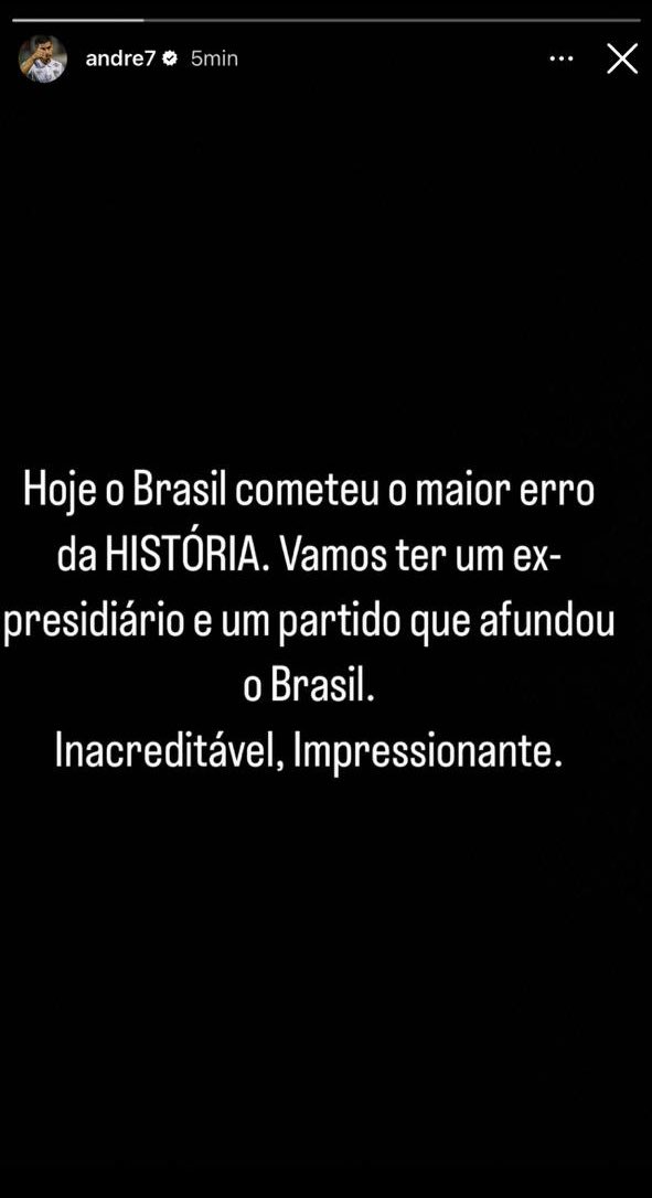 futtmais's tweet image. André, volante do Fluminense, em seu Instagram.