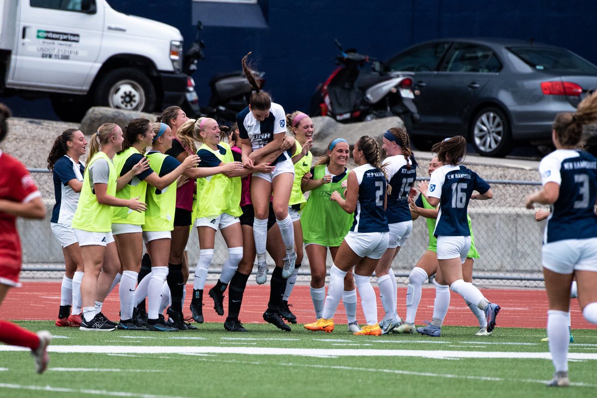 The stage is set and it's a Border Battle presented by @BWWings! The No. 2 seed Wildcats will host the No. 3 seed Maine Black Bears Nov. 3 at 6 PM in the @AmericaEast semifinals! See you all at Wildcat Stadium! Gameday Central ➡️ bit.ly/3WdQYAO #BeTheRoar