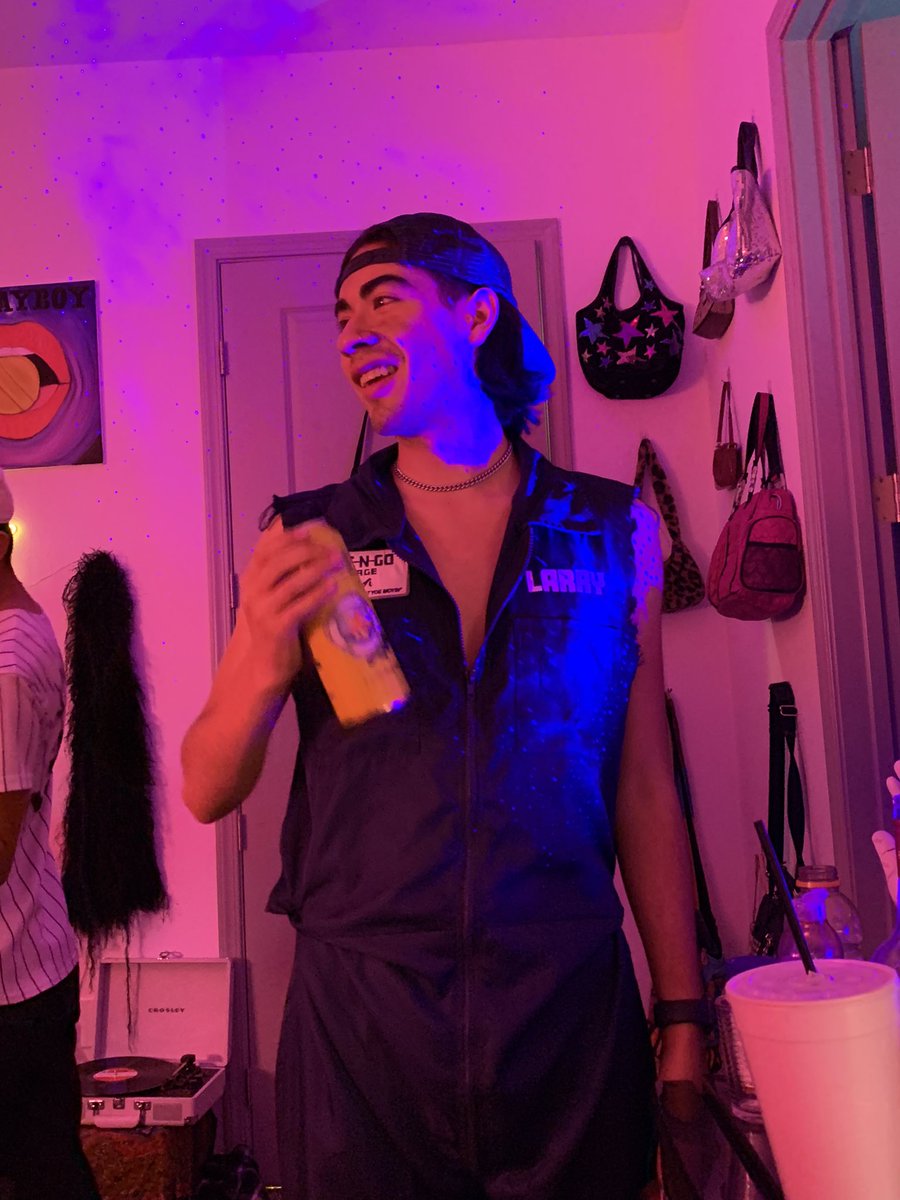j3nnyf3rlop3z's tweet photo. Last night was fun 🪓👻 https://t.co/cmhOEgJTQK