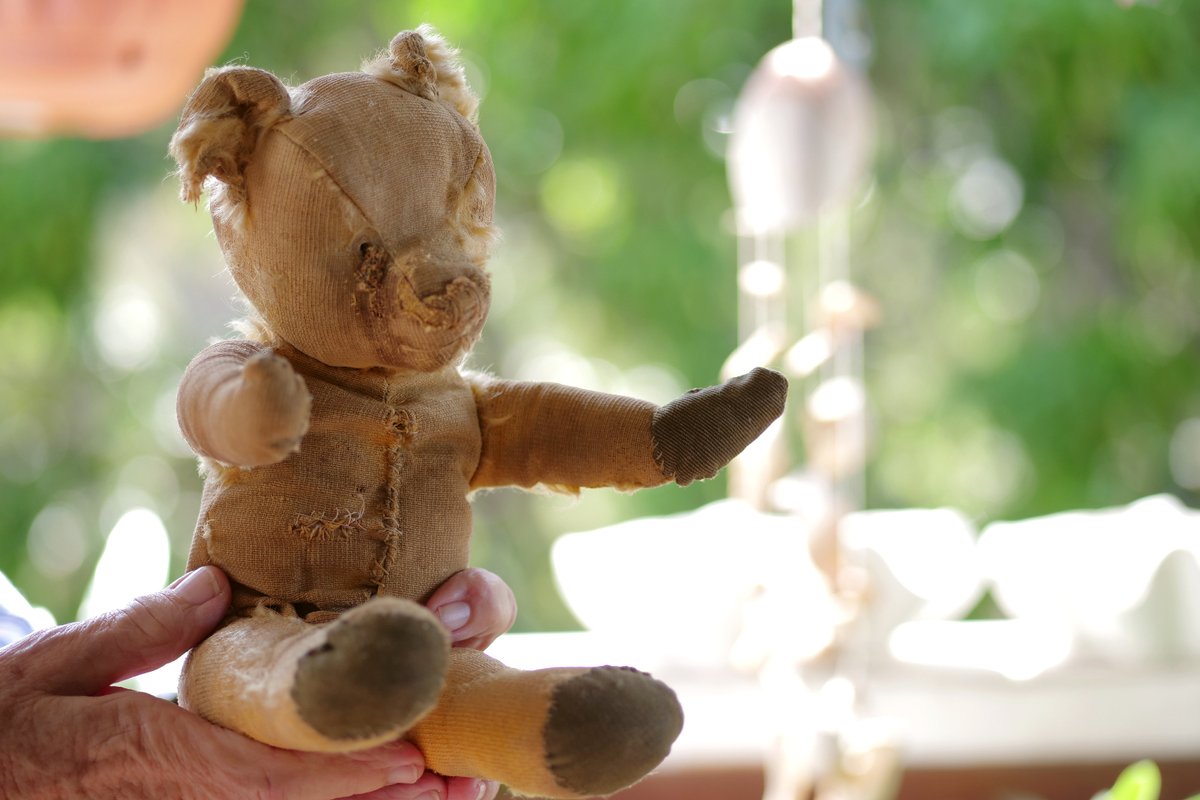 When it comes to 🧸 and soft toys — age is irrelevant: "There's something really written in our DNA about that warmth, closeness, softness, and that feeling of comfort." <a href="/abcbrisbane/">ABC Brisbane</a> <a href="/usceduau/">UniSC: University of the Sunshine Coast</a> <a href="/abcperth/">ABC Perth</a>

📸 <a href="/erinsemmler/">Erin Semmler</a>

ab.co/3NoKlaL