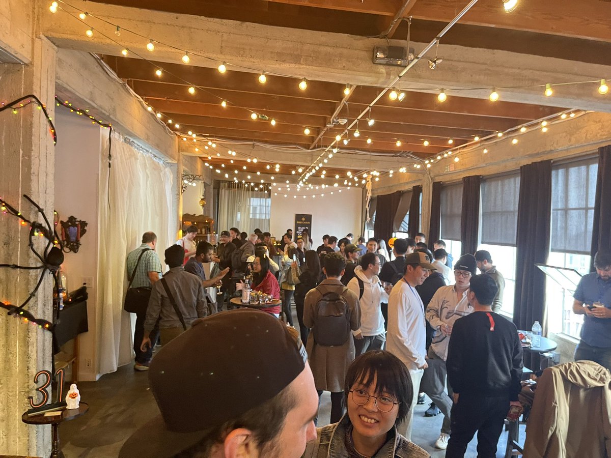 vg100010's tweet photo. #BNBChainUS #BNBPitchDay https://t.co/kfrW20Nlfq
