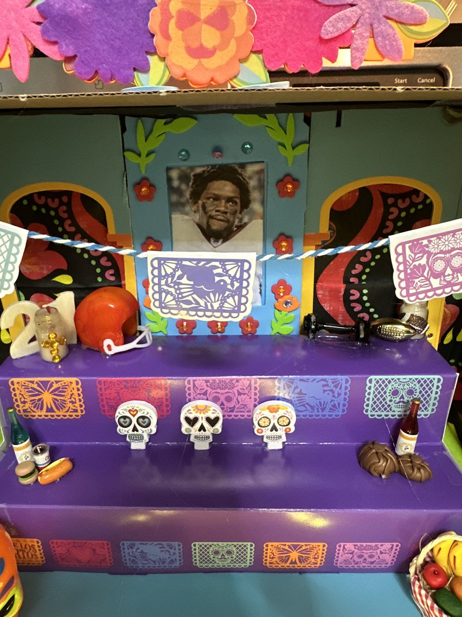 97heart's tweet photo. Grandson’s Día de los muertos #seantaylor #WashingtonCommanders https://t.co/suglMTLCU2