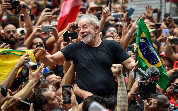 🟢 Desde @RDemocratica saludamos al pueblo brasileño y celebramos la elección democrática de su nuevo presidente, @LulaOficial. Una victoria para toda latinoamérica, por la unidad de su territorio y mayor justicia social. 🇧🇷