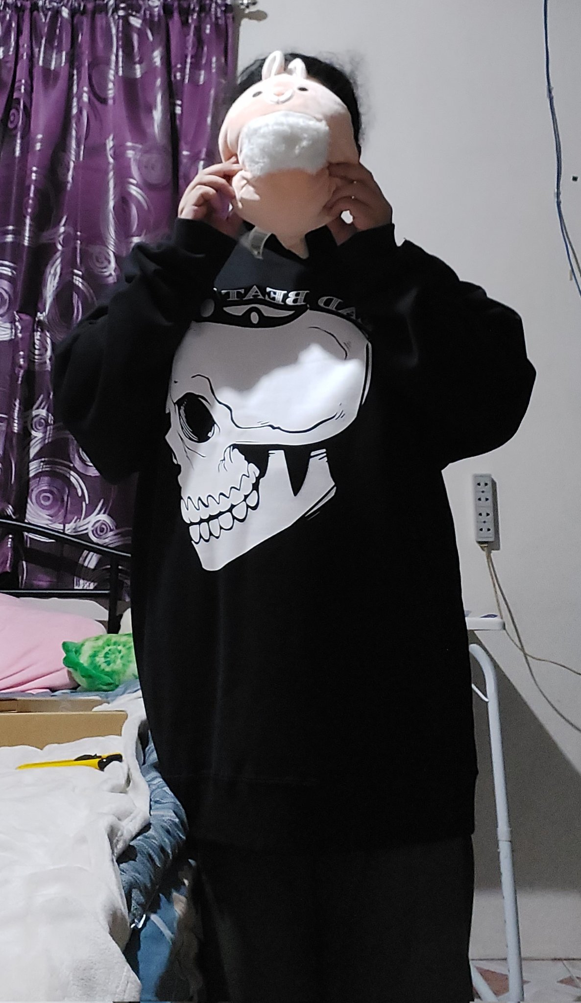 abs-connoisseur-ryuu-on-twitter-my-4-11-is-too-tiny-for-this