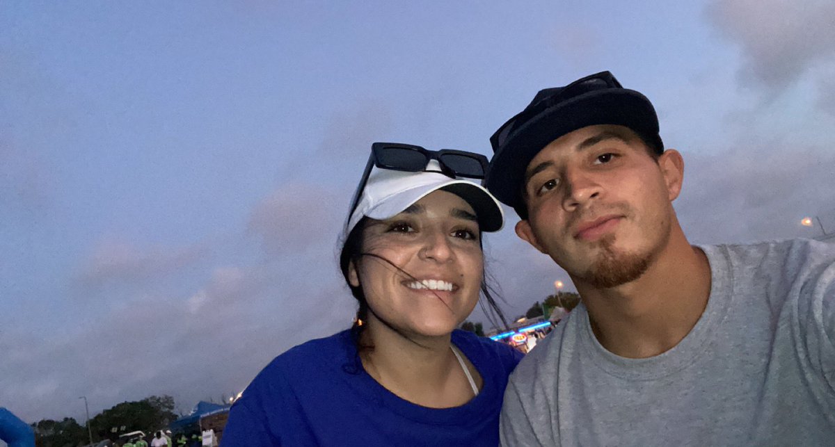 _herrera9's tweet image. happy birthday to my better half!🥺so lucky to have such an amazing and funny woman in my life to make things brighter, definitely my biggest blessing! so proud of you and all you continue to do in nursing school, i hope your day is as great as you. i love you!❤️