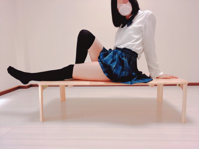 ニーハイ好きなんだよね https://t.co/Vb56k54o2C<a href="/tag/%E8%A3%8F%E3%82%A2%E3%82%AB%E5%A5%B3%E5%AD%90"class="tags"><span>#裏アカ女子</span></a>