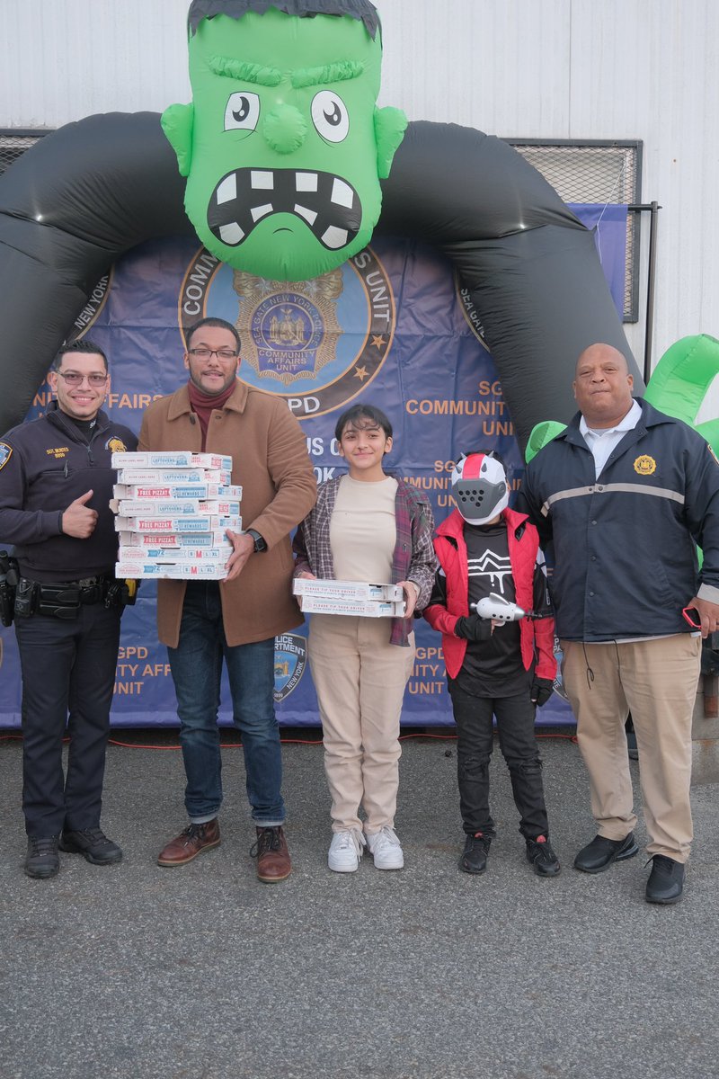 Trunk-Or-Treat &amp; Halloween Parade 2022!

Thank you to the entire Sea Gate village for coming out and participating in this year’s event.