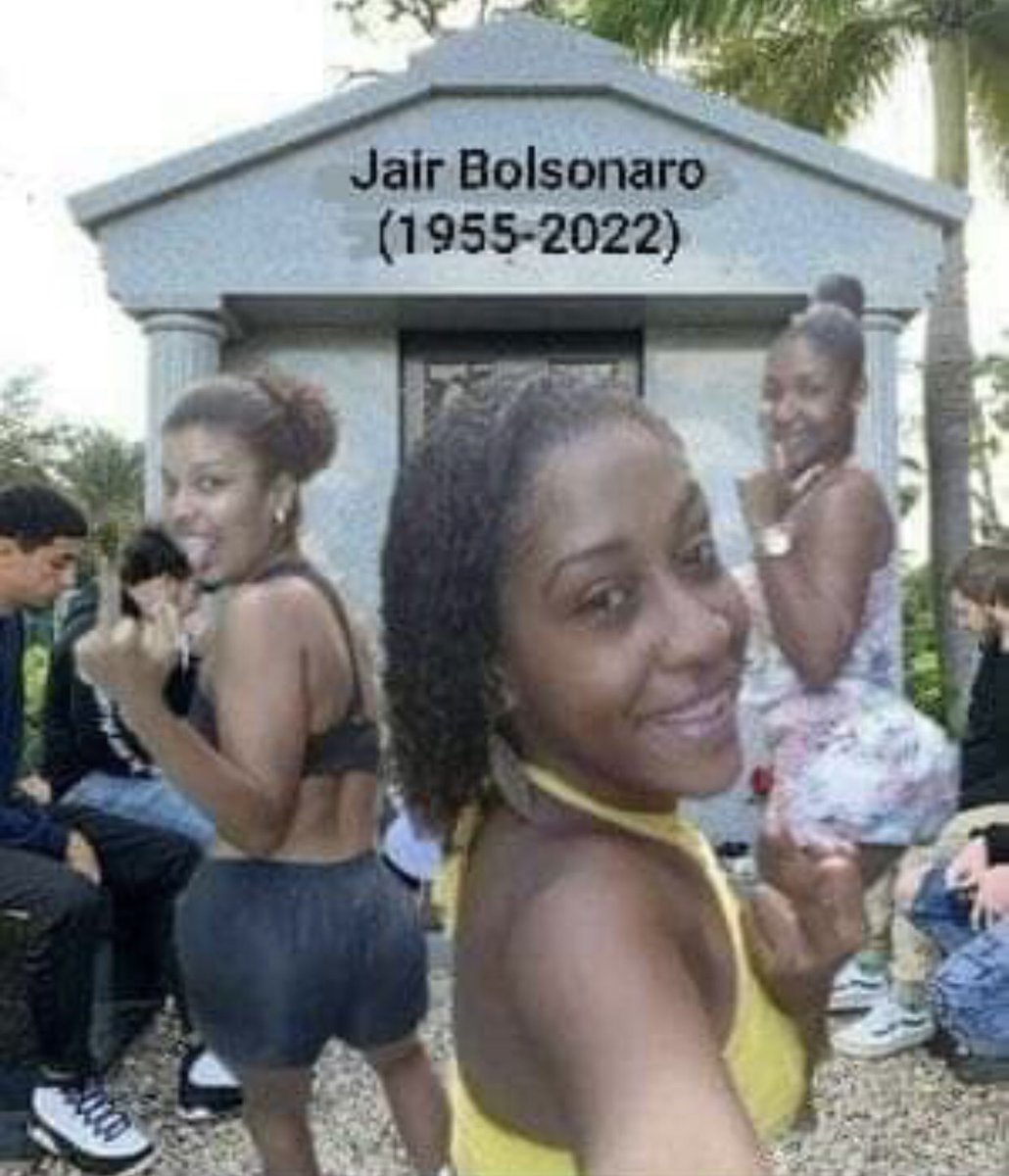 vanteminho_'s tweet photo. hoje foi muito bom ver o genocida, escroto, xenofóbico, misógino, transfobico e racista do (agora ex) presidente se ferrando. O sigilo de 100 anos vai cair, e ano que vem veremos o tanto de merda que o vagabundo fez! https://t.co/IsKPOqRmB5
