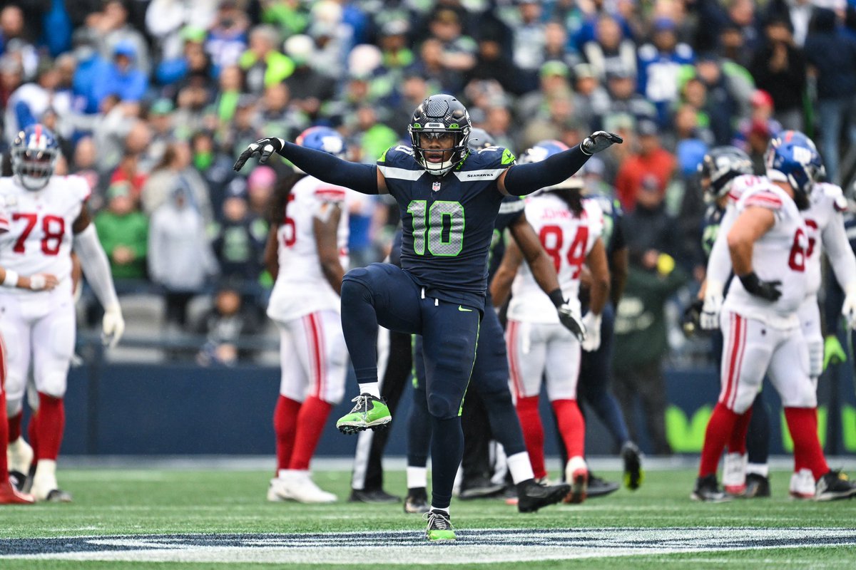 Hawks WIN!!! #12s thank you for showing up and showing out!!