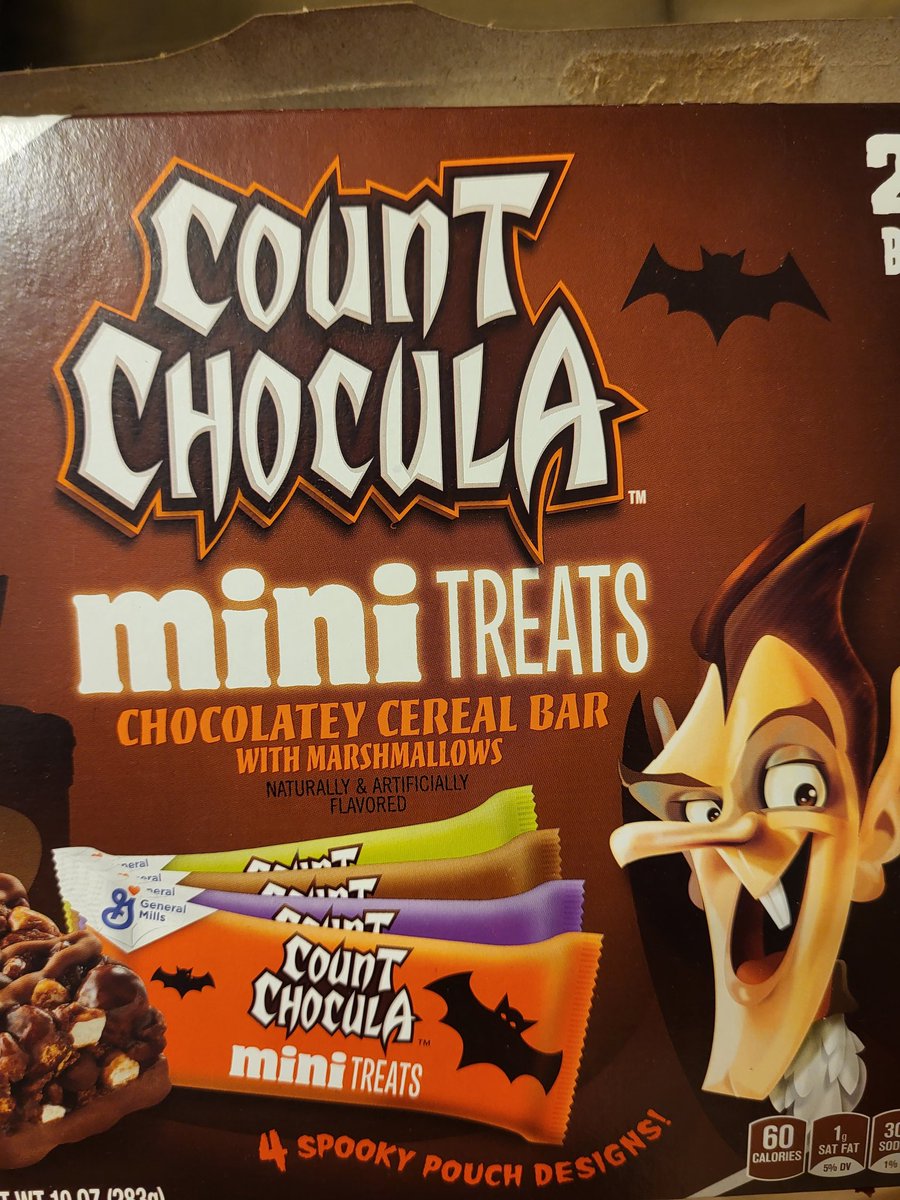 derek_kelsey's tweet photo. Didn't know about these until I listened to the latest episode of @ArrowheadPride. Thanks @MattVerderame for bringing these up because let me tell ya....they are absolutely fantastic. May just eat the whole pack tonight and go into a diabetic coma. 😂😂😂 https://t.co/jKuerj3uKA
