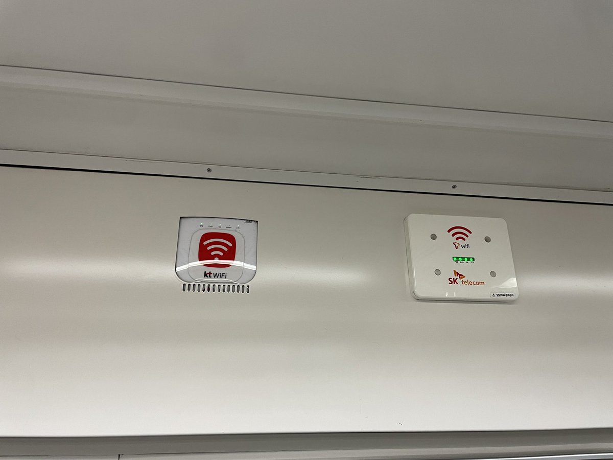 c00brill's tweet photo. back from a visit to South Korea, ready for the nature of my homeland Seattle. Of course, I think, “time for some train ride tweeting!” But, to my dismay, there’s no signal. Of course, the prestigious @SoundTransit has in-train Wi-Fi, just like in Seoul, right? Wrong. https://t.co/b1fjtfK6fN