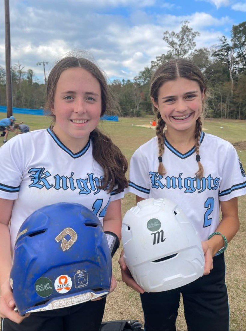 kksoftball4L's tweet photo. Claire LaBouef and Miley Johnson received a “Mike”sticker today. Claire has had an awesome season in the circle and at the plate. Miley has also had a great season playing outfield and at the plate.  Great job ladies #24L https://t.co/7Lj6rut2qp