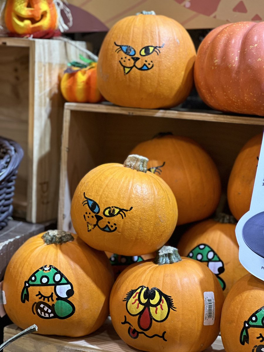 #Halloween fun at CitySuper in #HongKong 🎃🎊😝🎉