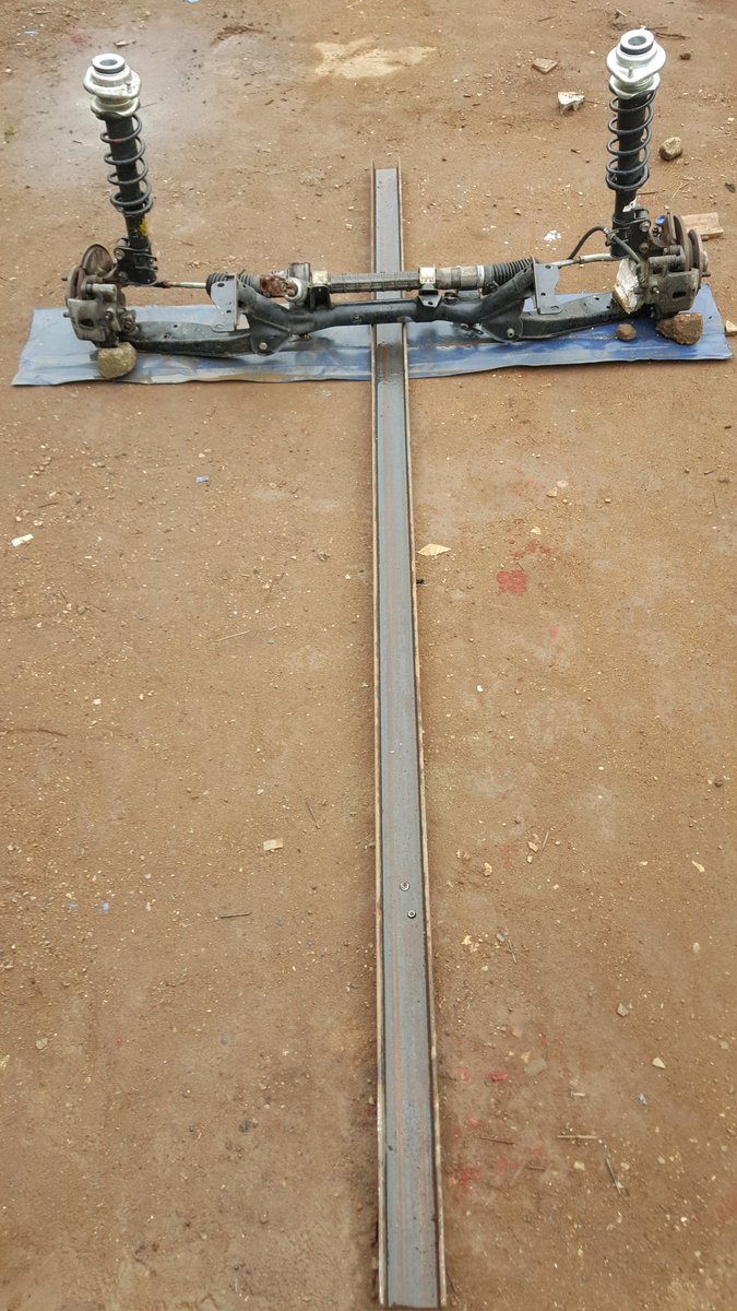 Accwhizzy1's tweet photo. Here guys I'm actually started up a new project which is a 3 wheels autormobile that goes with the name (Gravity X Definition) Pls don't miss our videos on this project on my youtube page (@ A.c.c.whizzy mechchatronical engineering research)  and pls don't forget to  subscribe ok https://t.co/uvIaYfyDw4