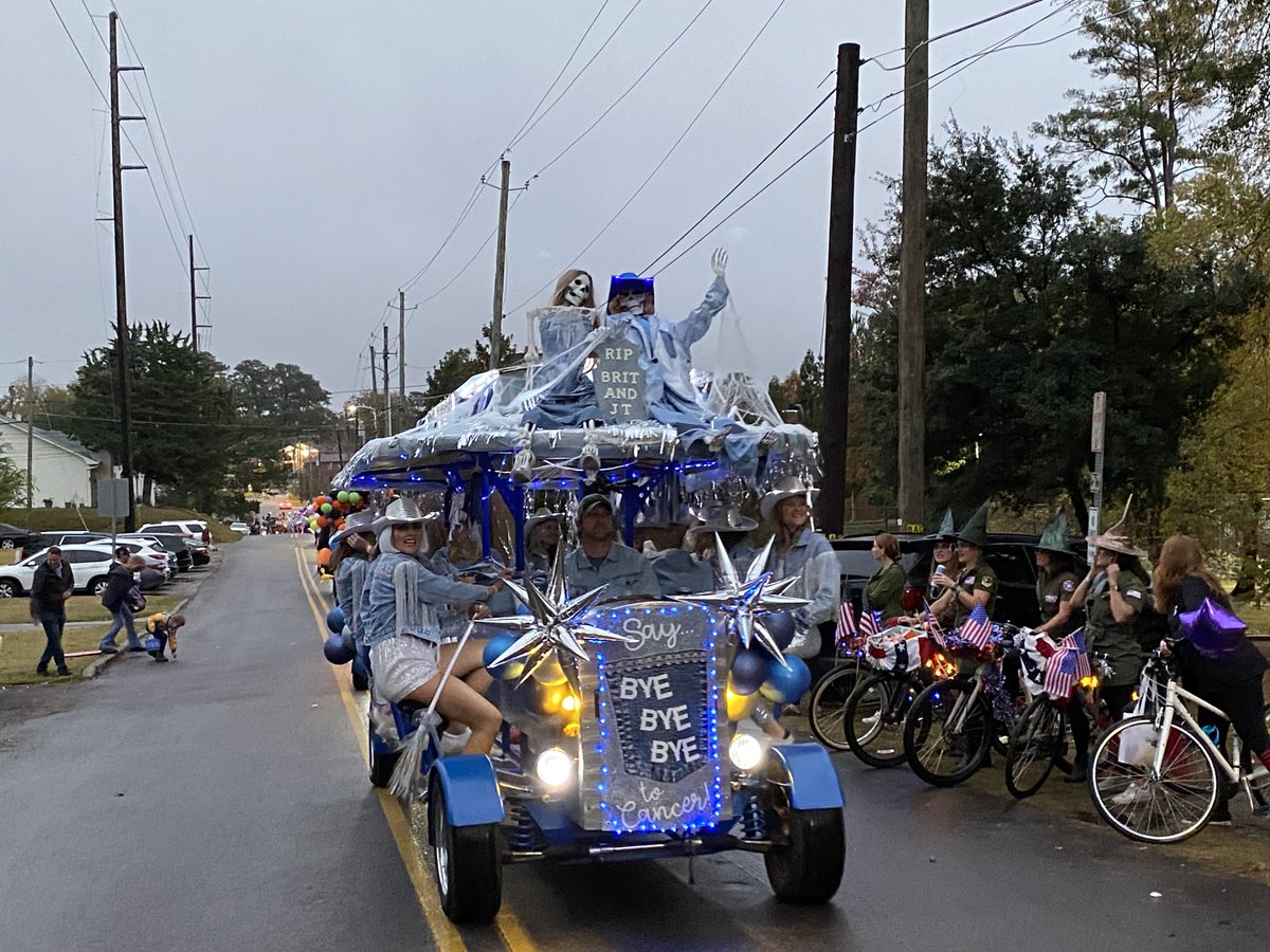 Barry Sleckman (@barrysleckman) on Twitter photo 2022 Homewood Witches Ride to benefit <a href="/ONealCancerUAB/">UAB O'Neal Comprehensive Cancer Center</a>. Over 400 witches. Wonderful event! 2022 Homewood Witches Ride to benefit <a href="/ONealCancerUAB/">UAB O'Neal Comprehensive Cancer Center</a>. Over 400 witches. Wonderful event!