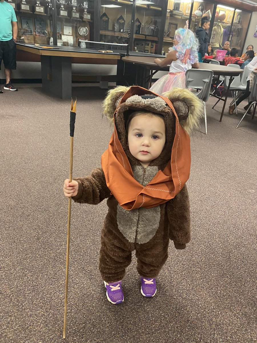 Colby Carthel (@coachcarthel) on Twitter photo Another fun night at the annual <a href="/SFA_Football/">Lumberjack Football</a> Family Trick-or-Treat Party! We had some good looking kiddos, dressed up in their Halloween costumes, loading up on candy from their favorite Lumberjacks! But Lenna Bangston stole the show rocking her Ewok costume…👀#HappyHalloween Another fun night at the annual <a href="/SFA_Football/">Lumberjack Football</a> Family Trick-or-Treat Party! We had some good looking kiddos, dressed up in their Halloween costumes, loading up on candy from their favorite Lumberjacks! But Lenna Bangston stole the show rocking her Ewok costume…👀#HappyHalloween
