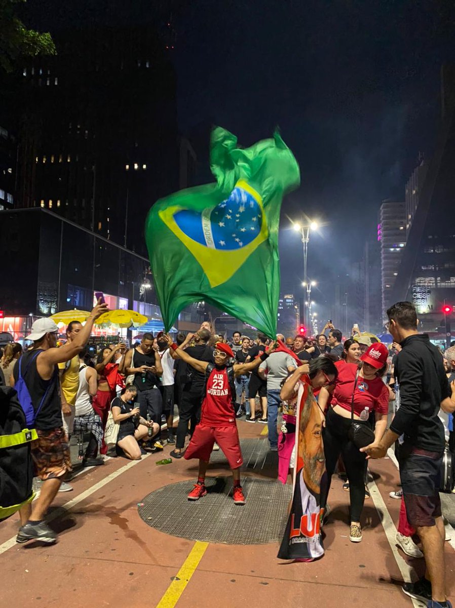 🇧🇷🗳️ Sigue en nuestro #MinutoAMinutoF24 toda la información sobre los resultados de las elecciones presidenciales de #Brasil ➡️ f24.my/909l.T