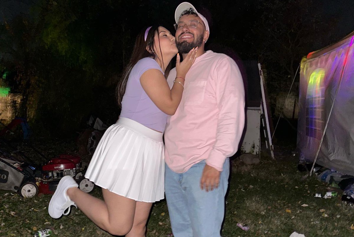 DannyPerez_28's tweet photo. We came for the boo-ze and spirits👻 https://t.co/rZQr0p3AO3