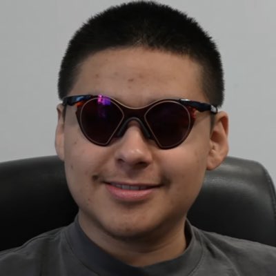 2NoisyXO's tweet photo. #NewProfilePic https://t.co/ZOG6SMKD5m