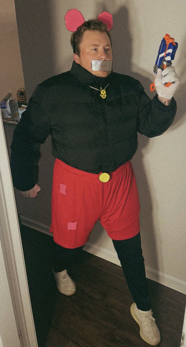JBalaNFT's tweet photo. Spirit Halloween: @Cryptoon_Goonz #4222 #GoonzCostume https://t.co/PfQiuDmyeO