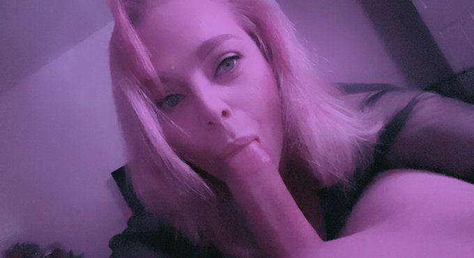 I just got skull fucked 🤤😍 https://t.co/zVdq17ATVp