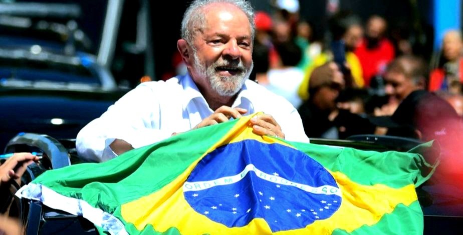 🔵️Felicitamos al hermano Lula, Presidente electo de #Brasil. Por tu nueva victoria electoral, el pueblo brasileño regresa al campo popular y democrático donde demuestra que la unidad latinoamericano es el único camino para la soberanía. ¡Jallallla Brasil! 🇧🇷